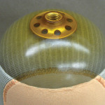 Sizes 32, 38 and 44 of the Alpha Basic Locking Liner have an optional large umbrella.